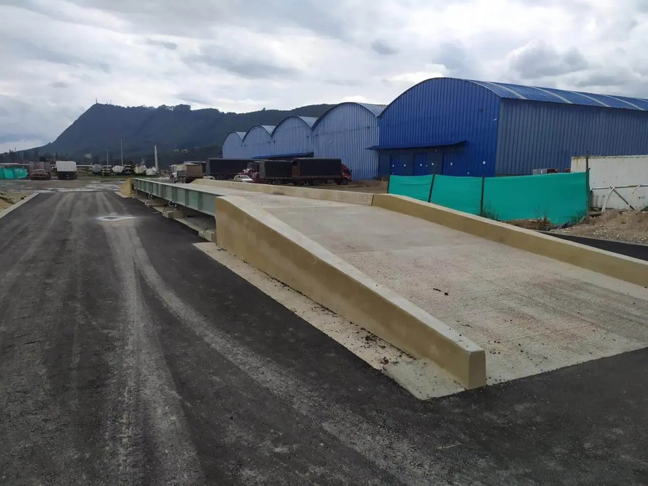 Báscula metálica modular