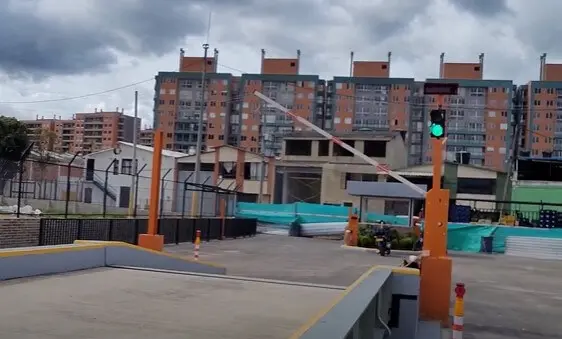 Báscula metálica modular